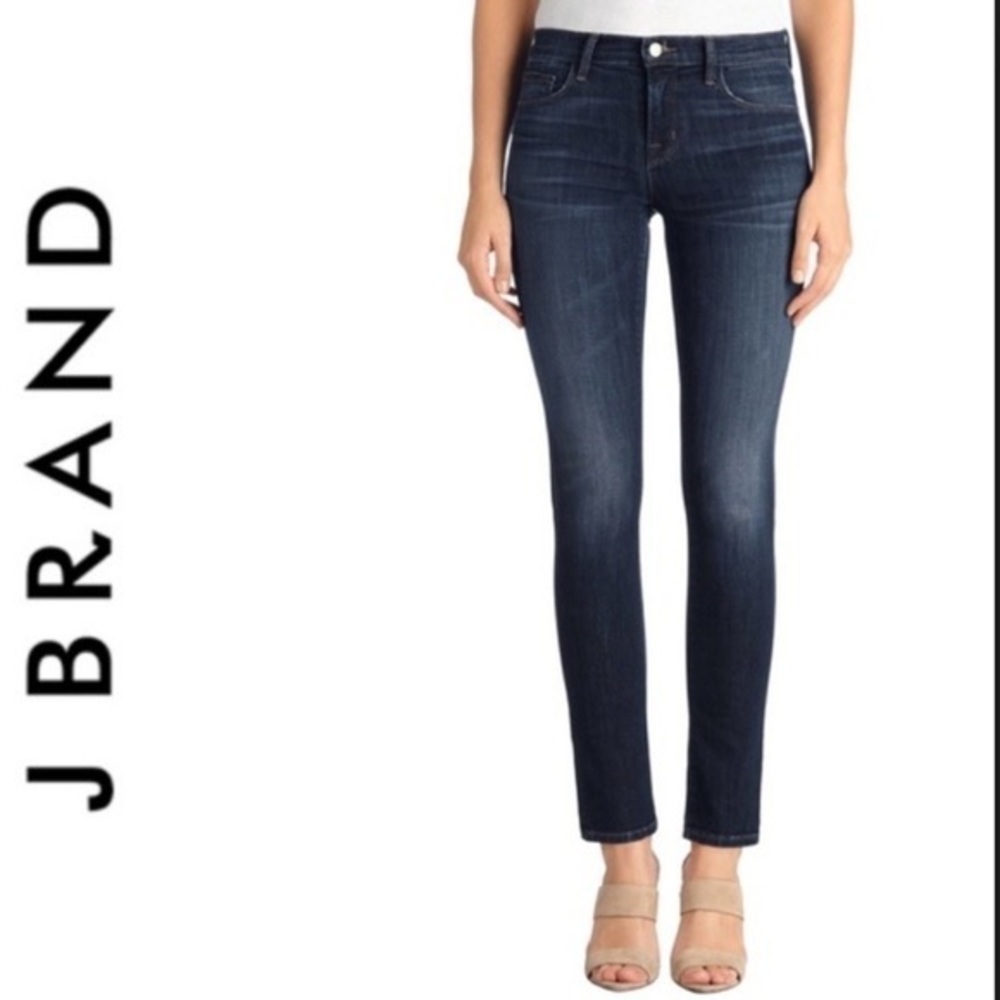 J Brand Skinny Leg Jeans in Daphne Wash Size 28